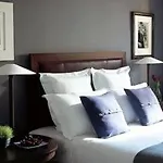 Hotel Daisy *