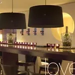 Hotel Daisy *